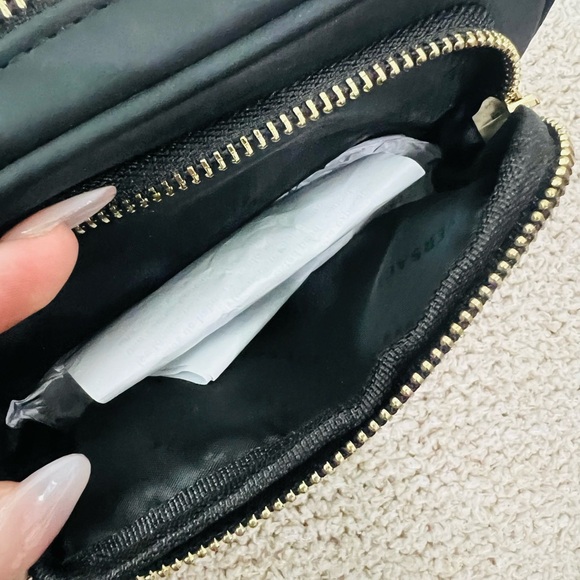 Versace Black and Gold Women's Bag - Picture 4 of 6